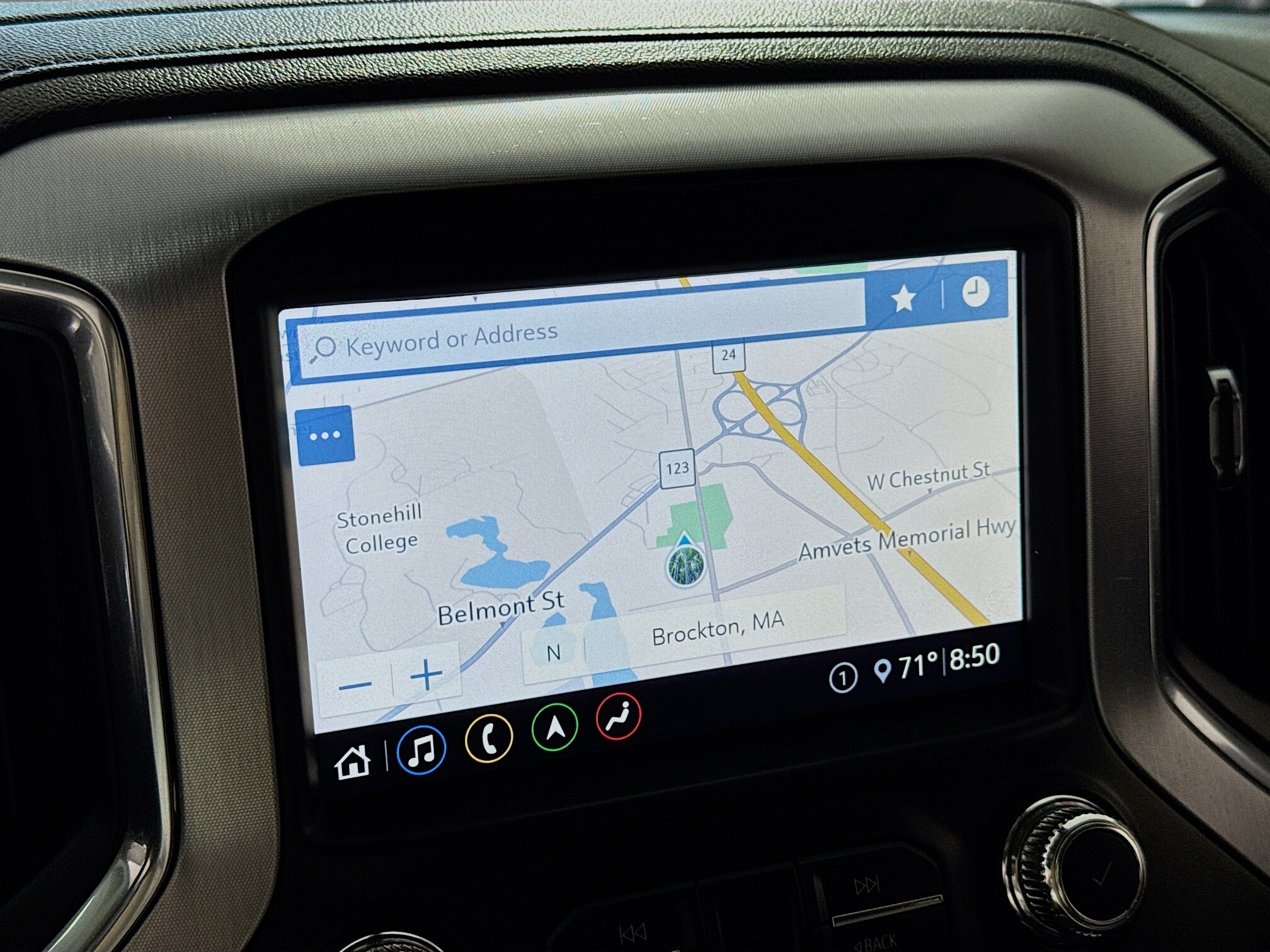 2020 Gmc Sierra 1500 SLT photo 2