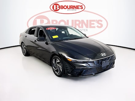 2024 Hyundai Elantra SEL Convenience Package w/Nav,Heated Seats,Sunroof Sedan