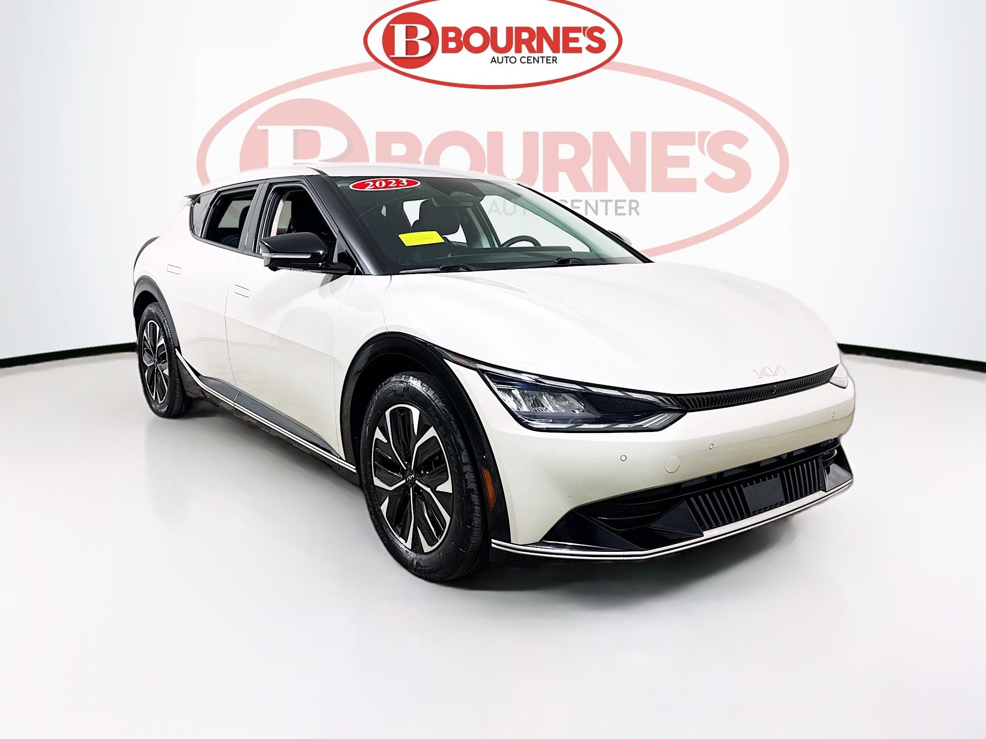 2023 Kia EV6 Wind's photo