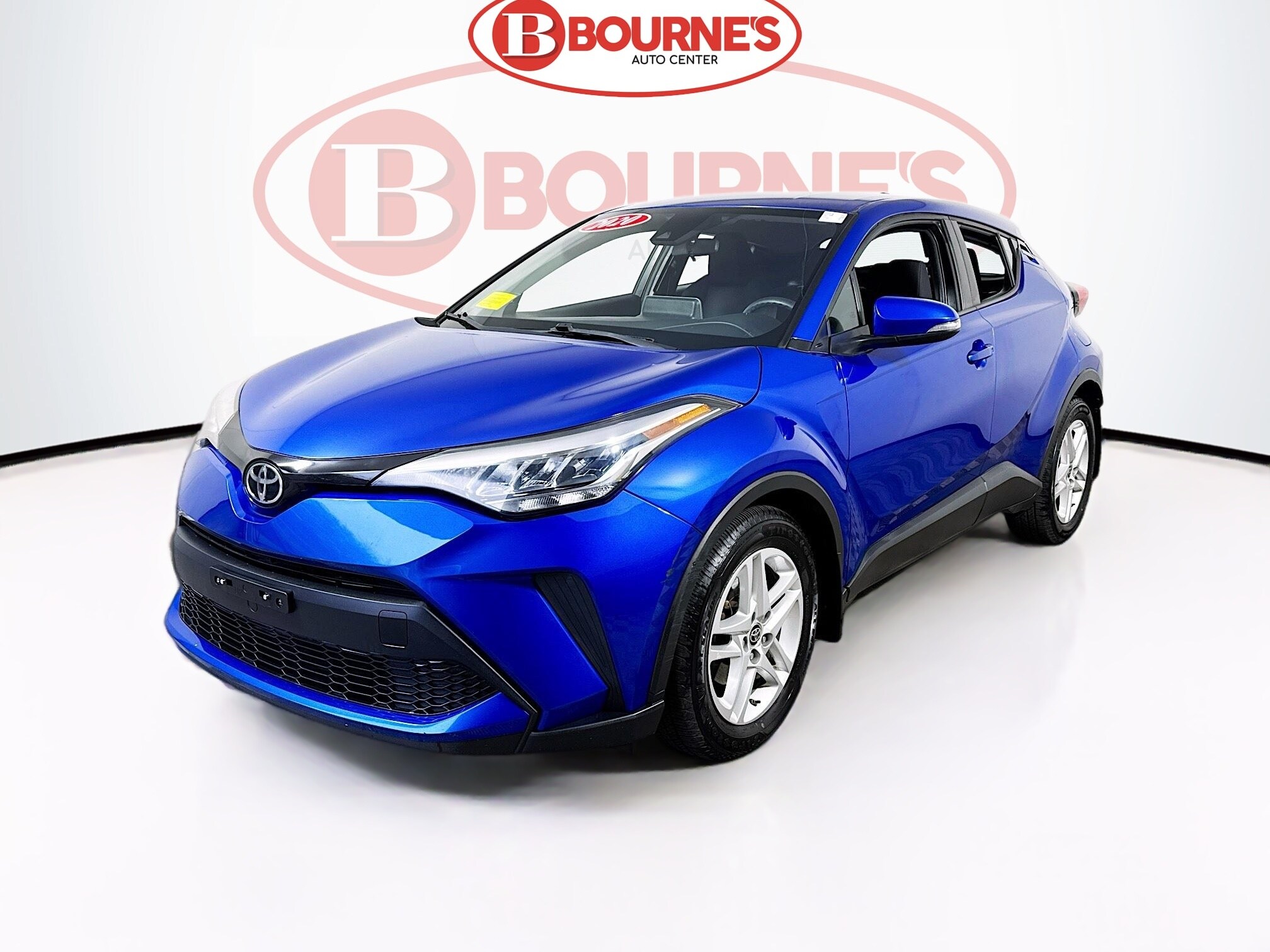 2020 Toyota C-HR LE photo 4