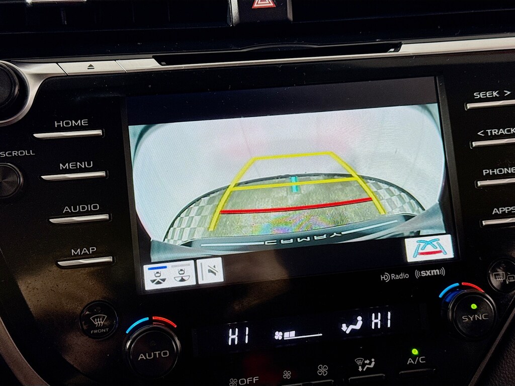 Used 2020 Toyota Camry Hybrid XLE w/Heated Leather Sedan