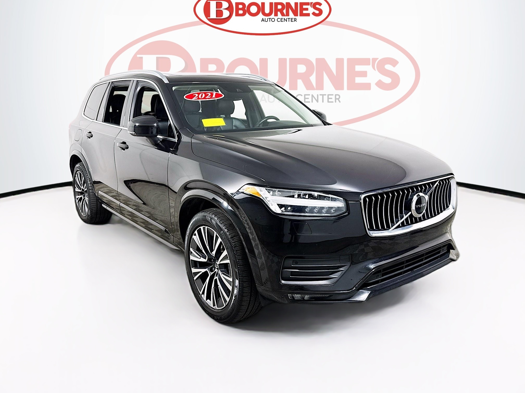 2021 Volvo XC90 Momentum's photo