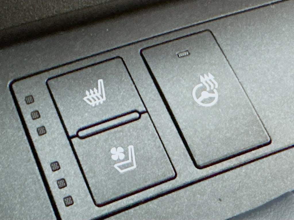 Used 2025 Lexus IS 350 F Sport AWD w/Navigation,Leather,Sunroof Sedan