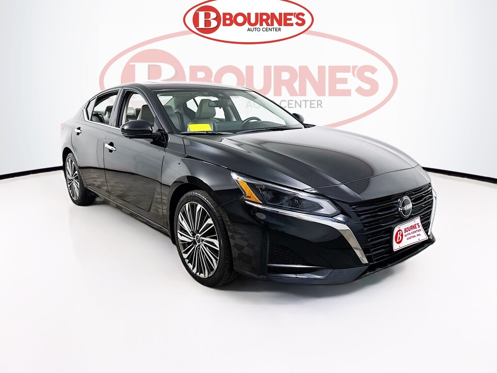 Used 2023 Nissan Altima 2.5 SL AWD w/Navigation,Leather,Sunroof,Bose Audio Sedan