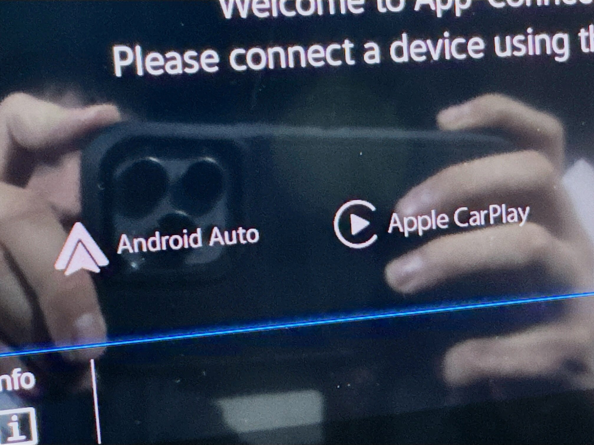 2022 Volkswagen Atlas SE Technology photo 2