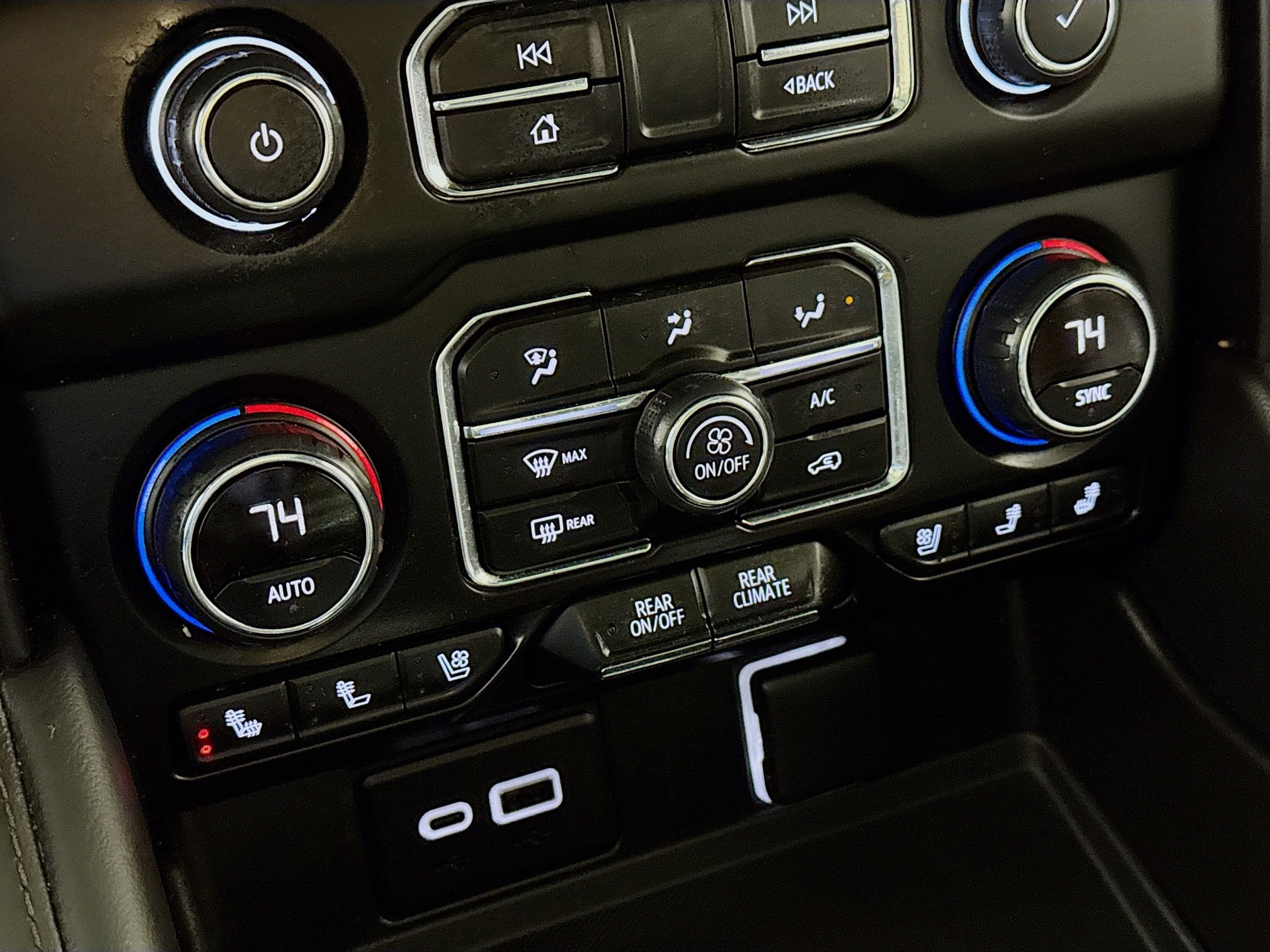 2023 Chevrolet Suburban High Country - Photo 20
