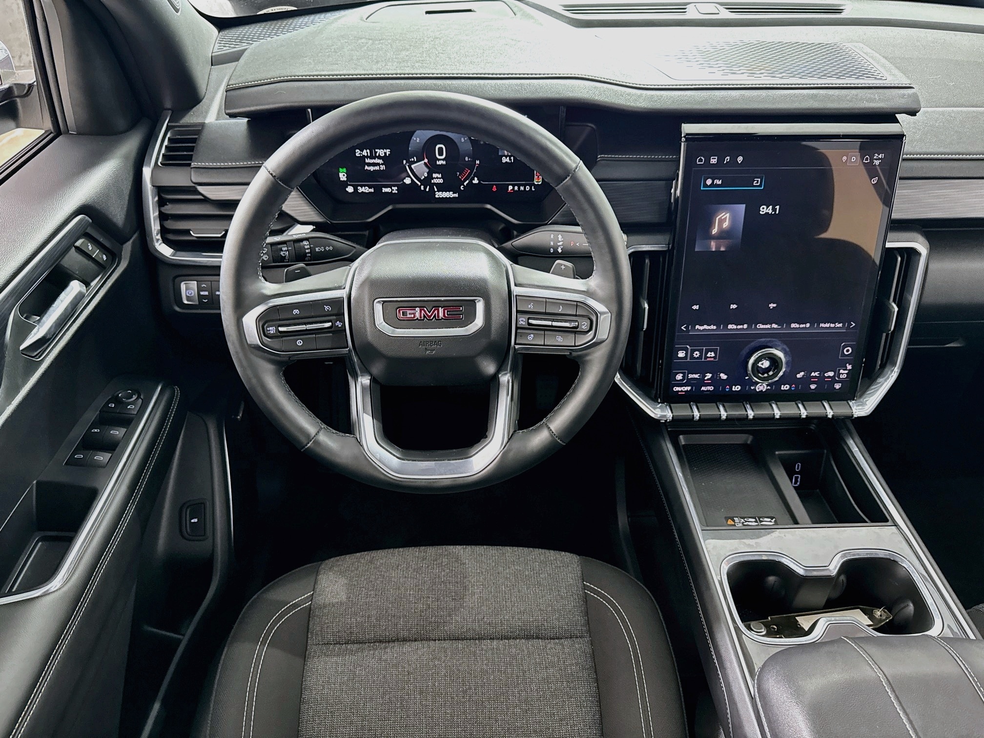 2025 GMC Acadia Elevation - Photo 24