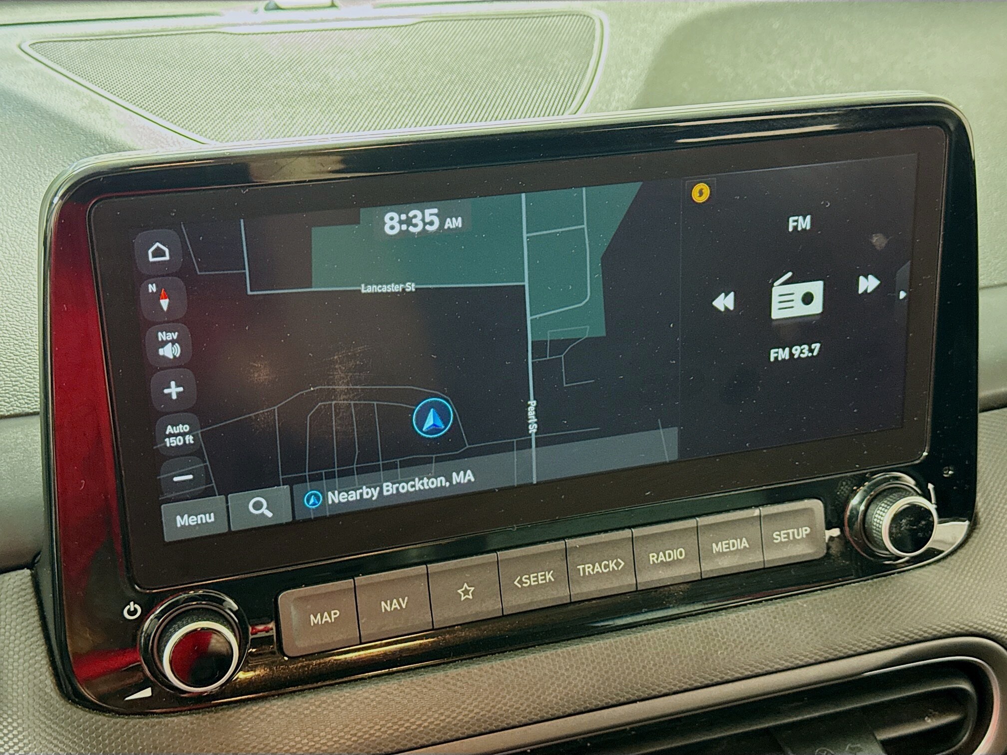 2022 Hyundai Kona Limited photo 2