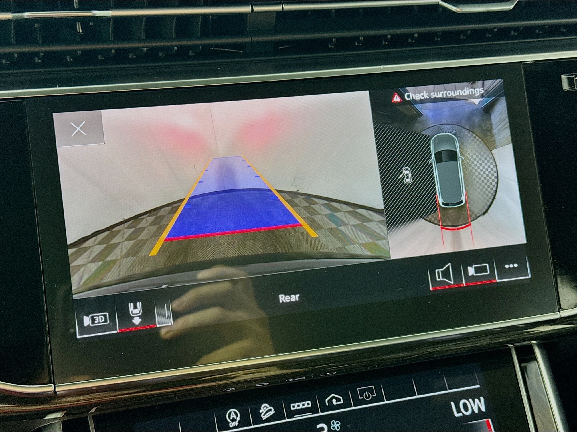 2023 Audi Q7 Premium photo 2