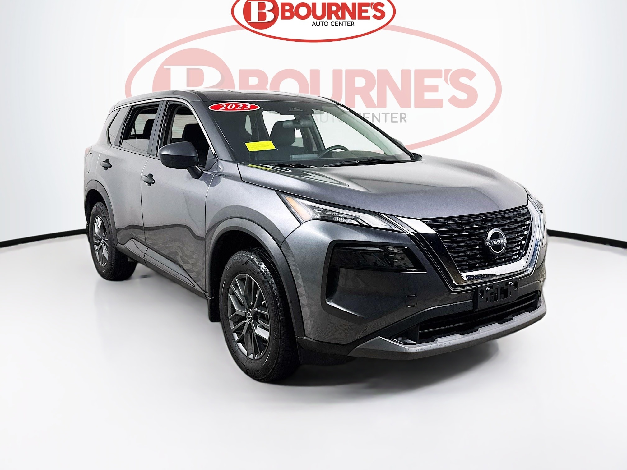 2023 Nissan Rogue S's photo