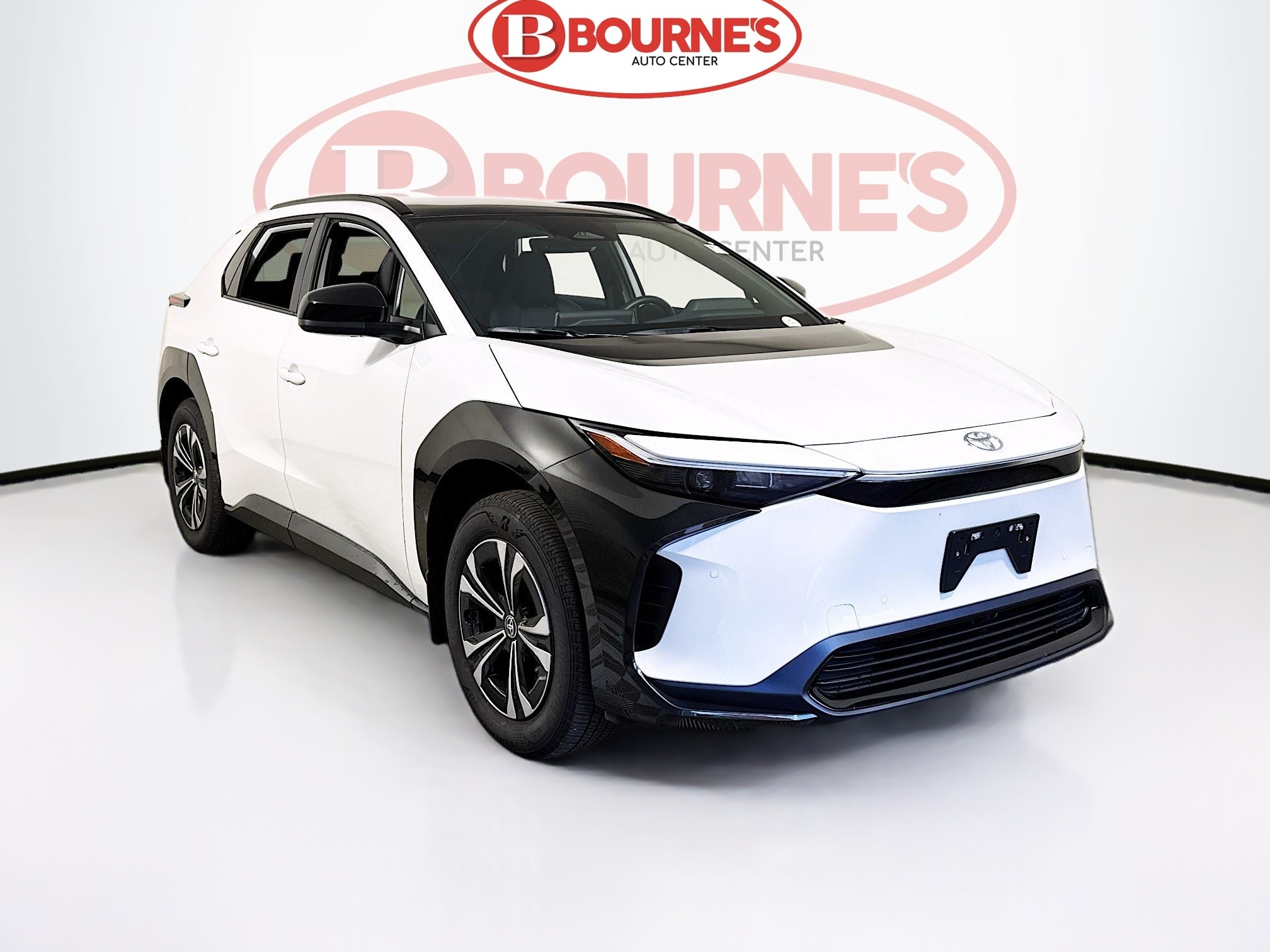 2025 Toyota bZ4X XLE's photo