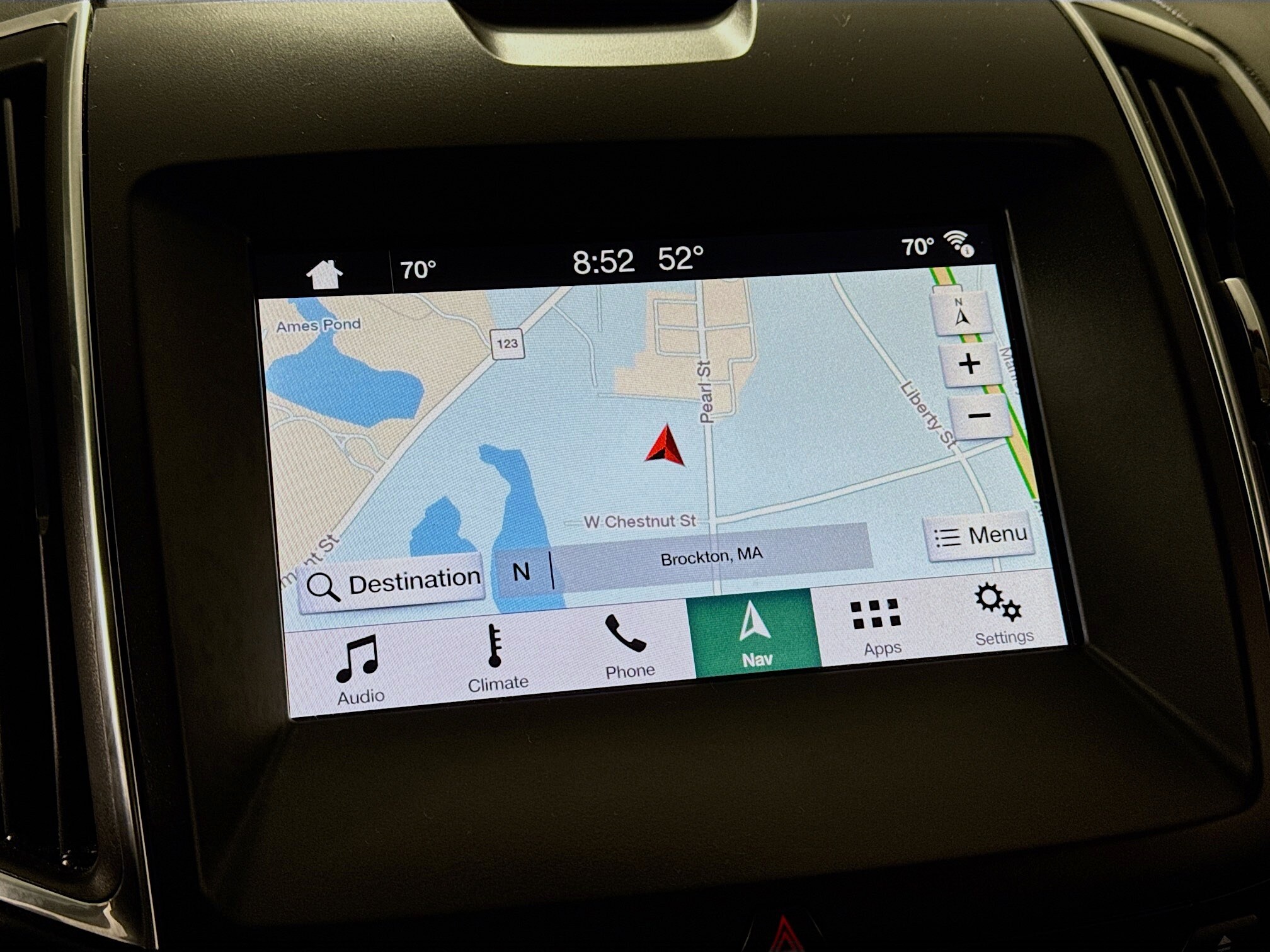 2019 Ford Edge Titanium photo 2