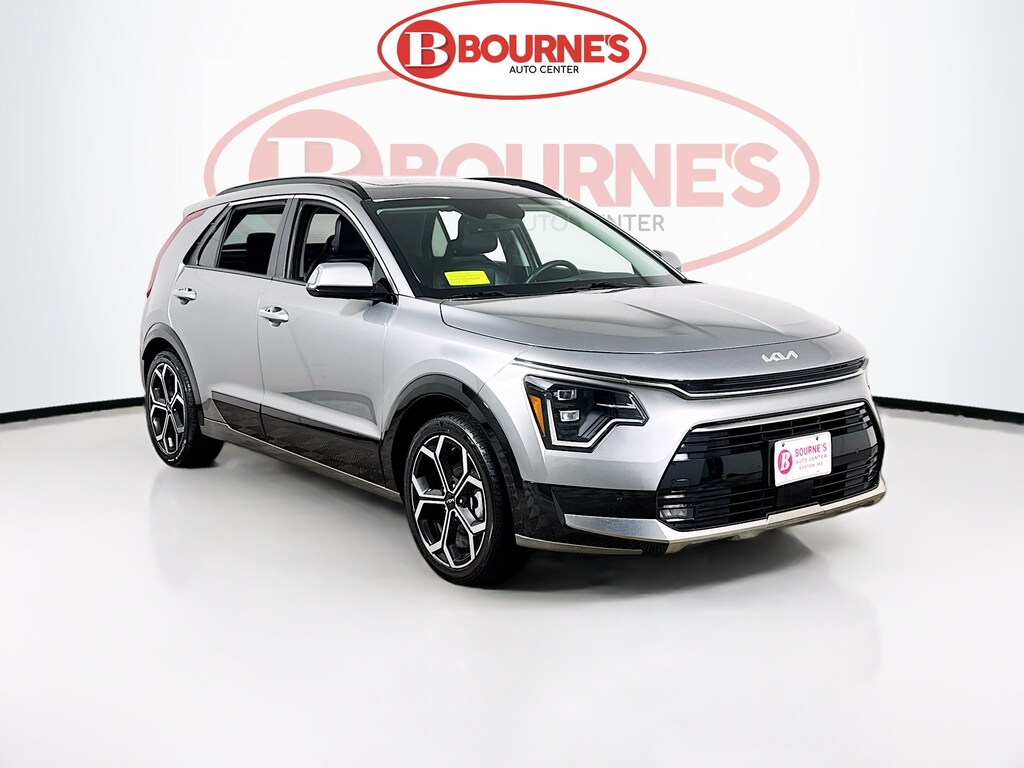 Used 2023 Kia Niro SX Touring w/Navigation,Leather,Sunroof SUV