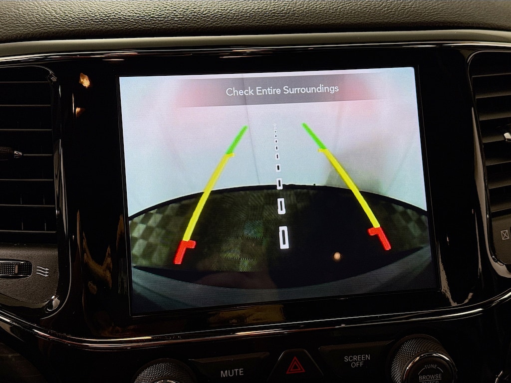 Used 2021 Jeep Grand Cherokee Altitude 4x4 w/Navigation,Heated Seats SUV