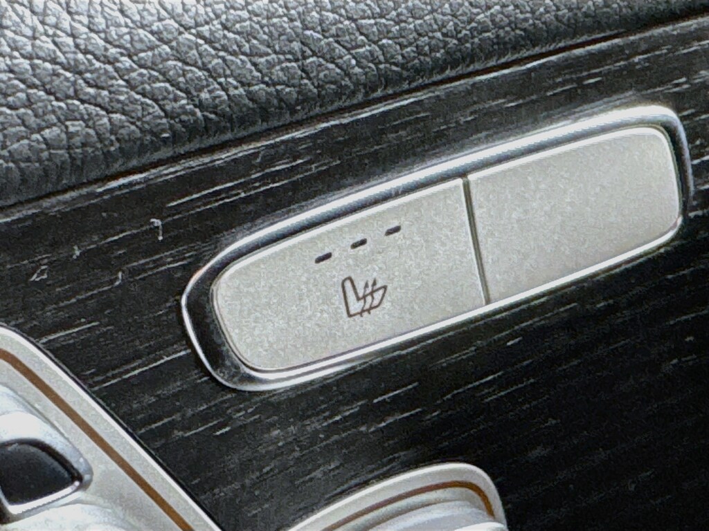 Used 2022 Mercedes-Benz GLC 300 4MATIC w/Heated Leather SUV