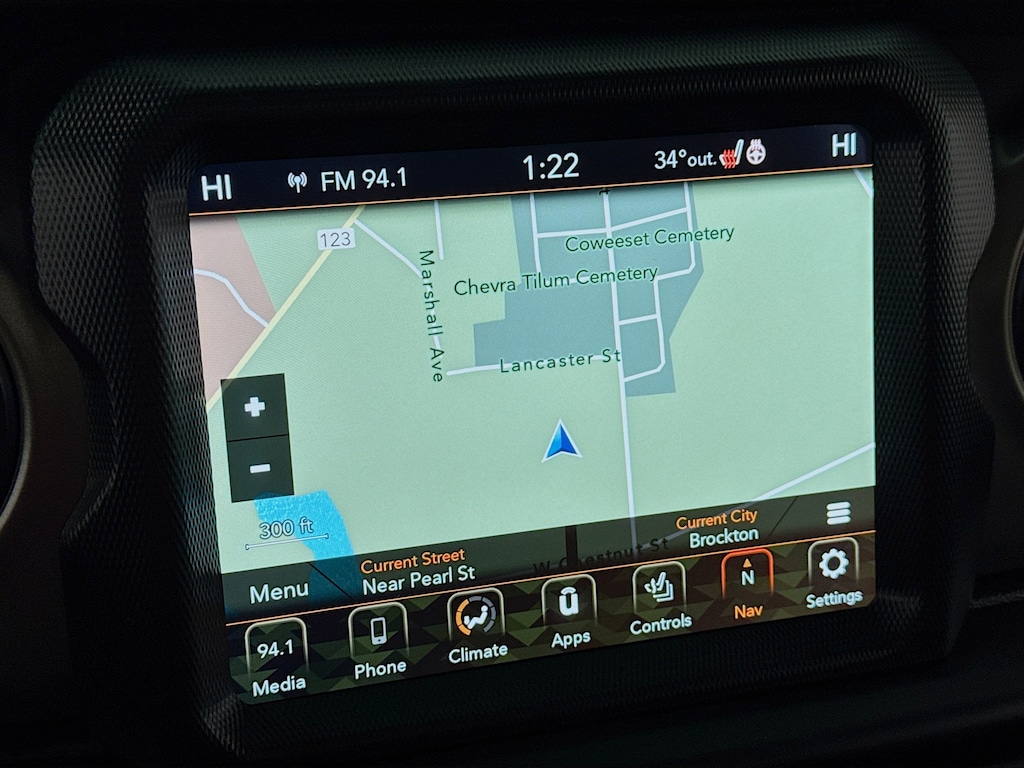 Used 2022 Jeep Gladiator Willys 4x4 w/Navigation,Heated Seats Truck Crew Cab