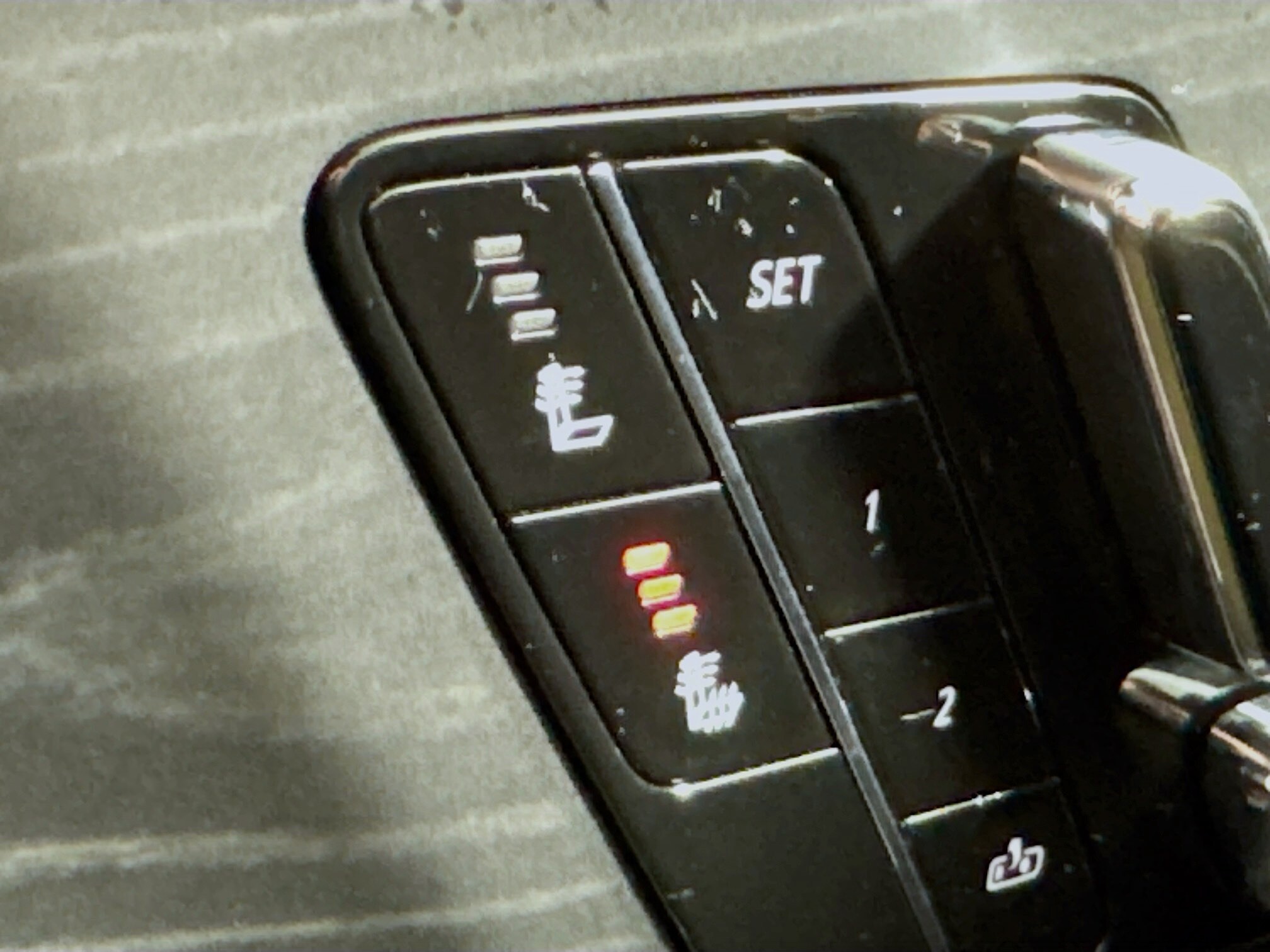 2024 Cadillac Lyriq Sport photo 4