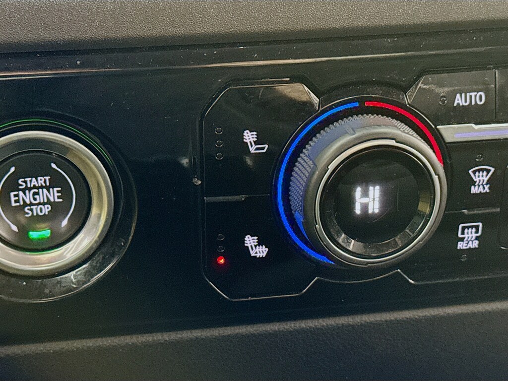 Used 2023 Chevrolet Silverado 1500 Crew Cab LT 4WD w/Heated Seats,Android&Apple Carplay Truck Crew Cab