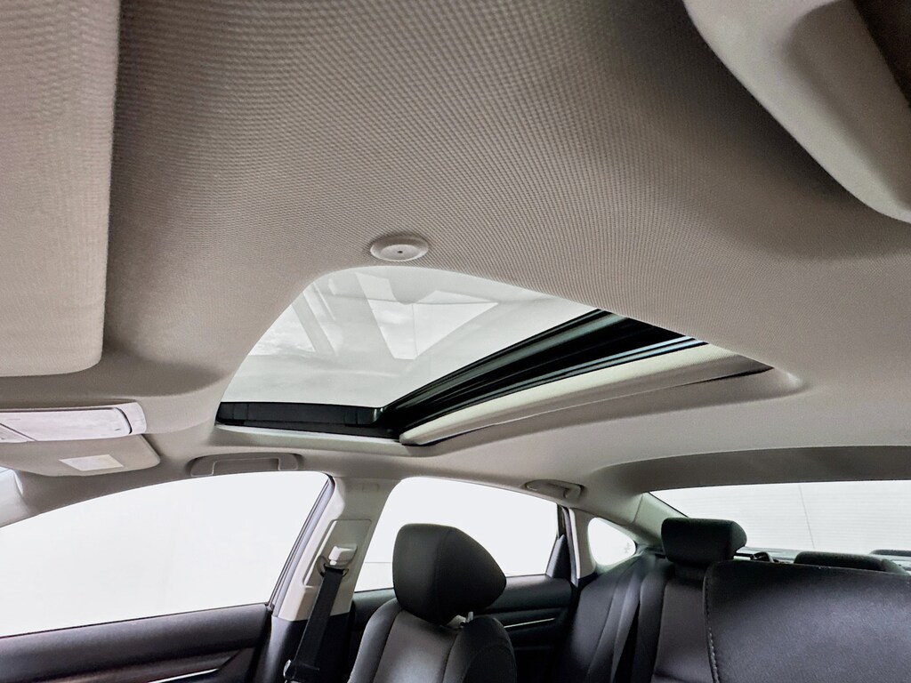 Used 2019 Honda Accord EX w/Heated Seats,Sunroof Sedan