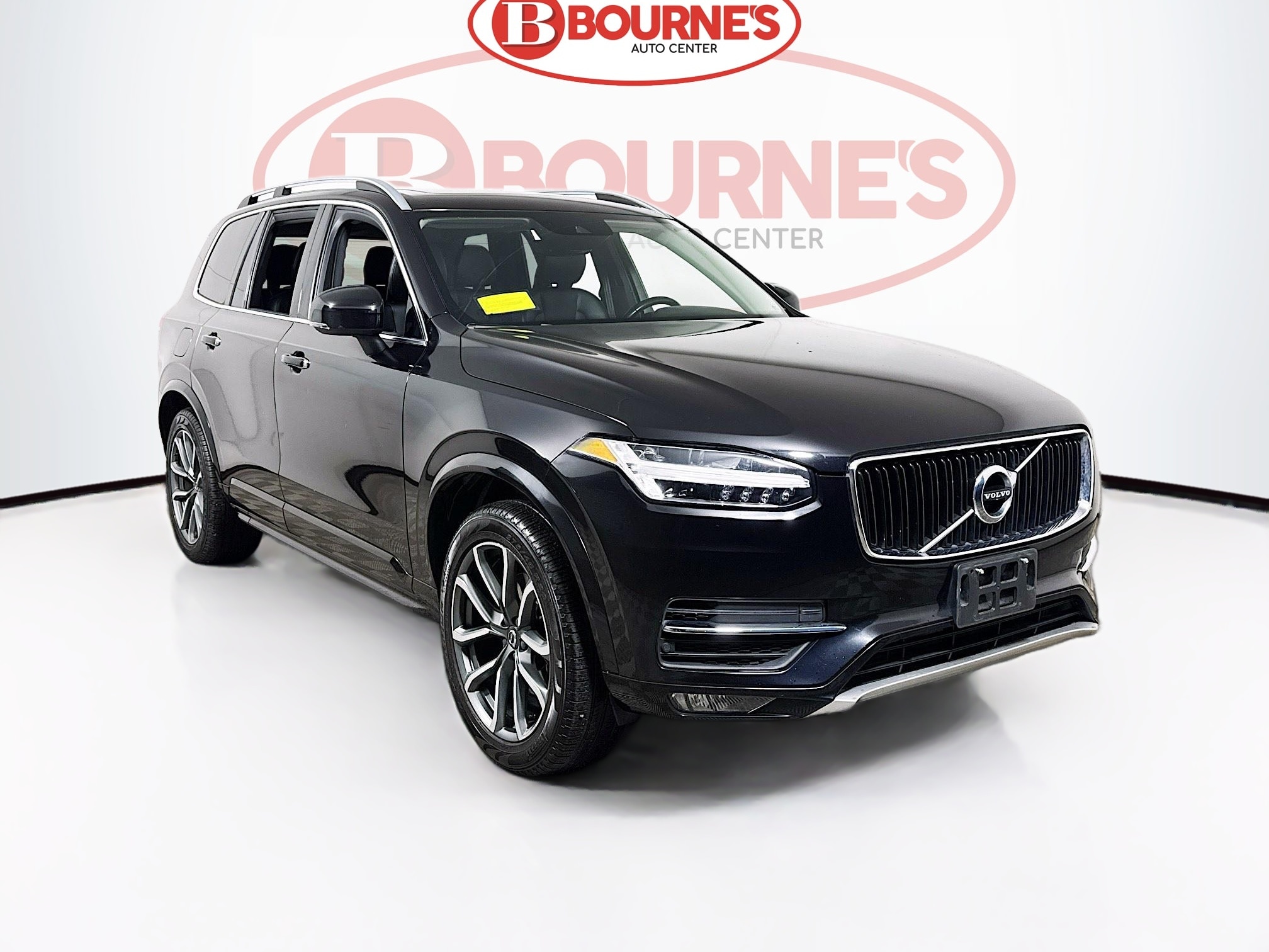2019 Volvo XC90 Momentum's photo