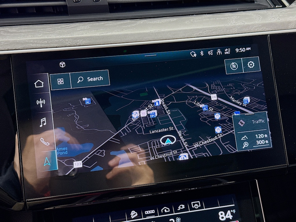 Used 2024 Audi Q8 e-tron Premium Plus quattro w/Navigation,Leather,Pano Roof,B&O Audio SUV