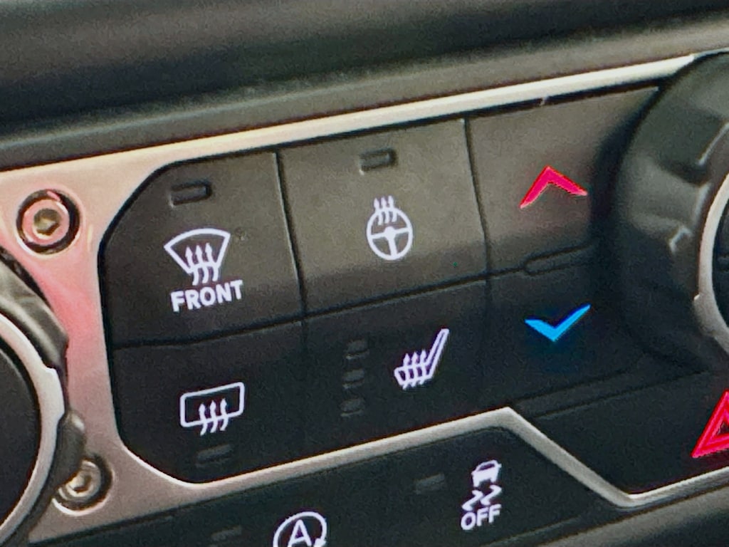 Used 2023 Jeep Wrangler Unlimited Altitude 4x4 w/Heated Seats & Wheel SUV