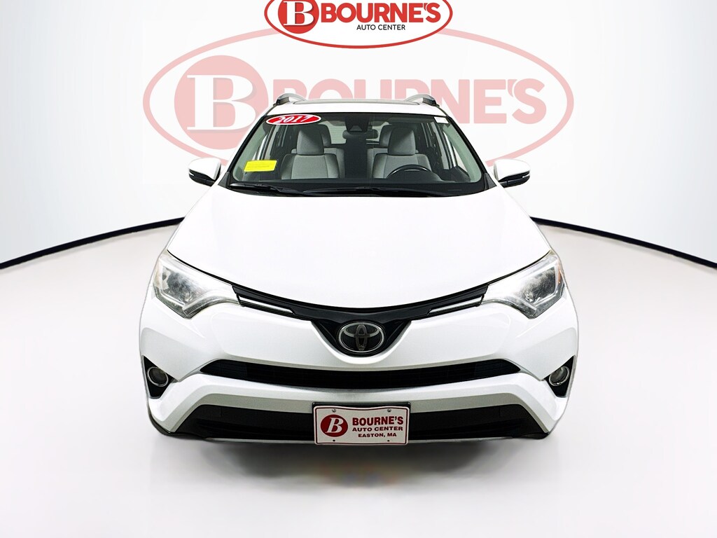 Used 2017 Toyota RAV4 XLE AWD w/Sunroof SUV