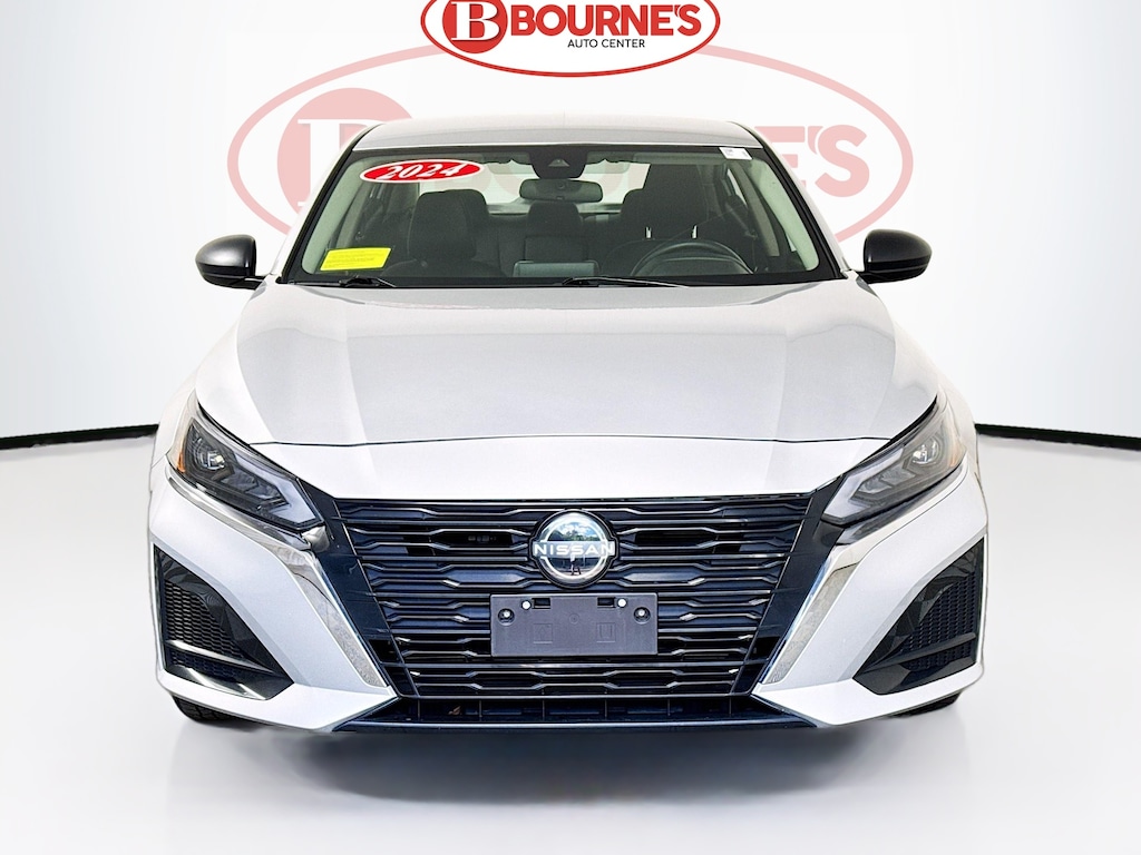 Used 2024 Nissan Altima SV AWD w/Remote Start,Android Auto & Apple Carplay Sedan