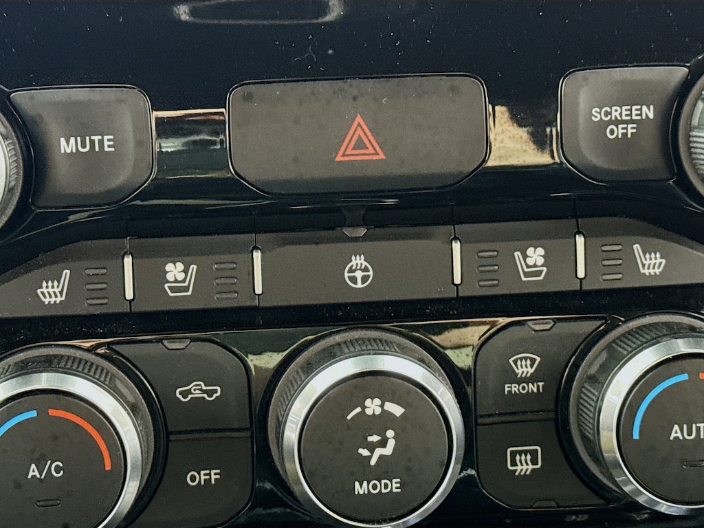 Used 2022 Ram 1500 Crew Cab Laramie Lvl 2 Night Edition 5.7L Hemi 4WD w/Nav,Leather Truck Crew Cab