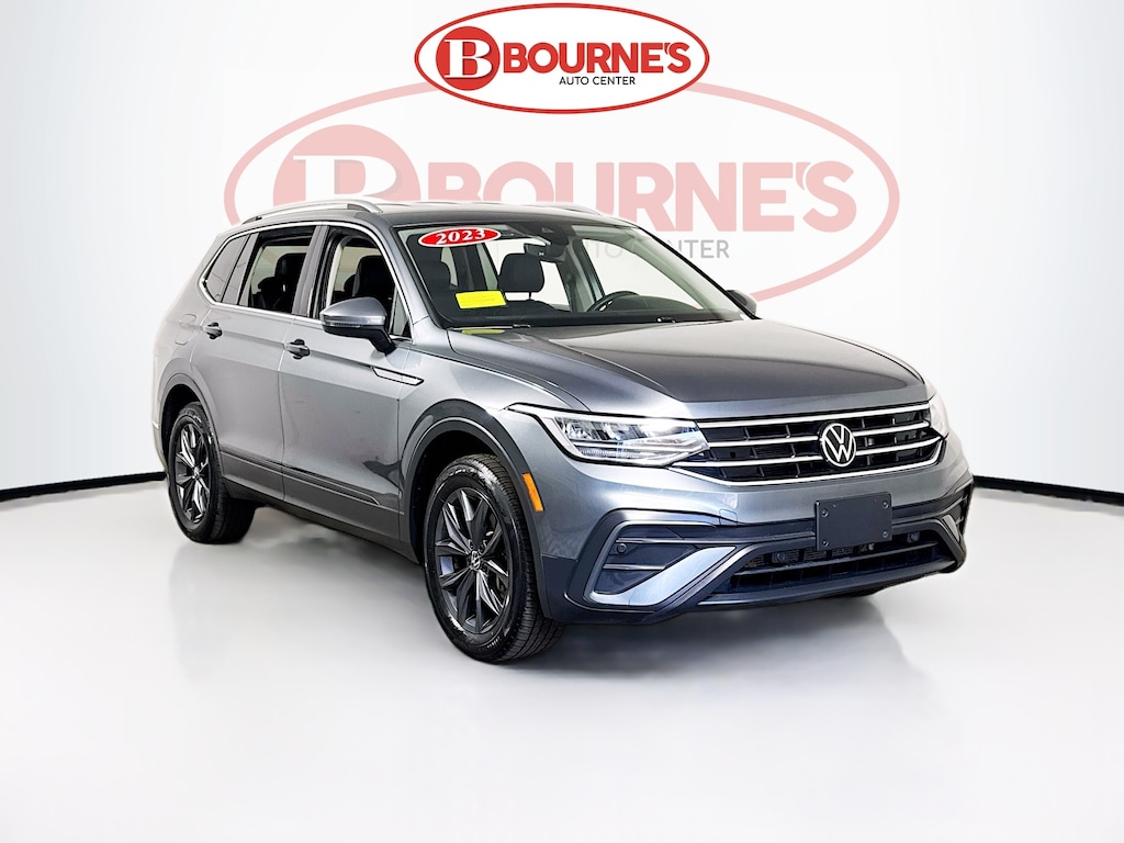 Used 2023 Volkswagen Tiguan SE w/Heated Leather,Third Row Seating SUV