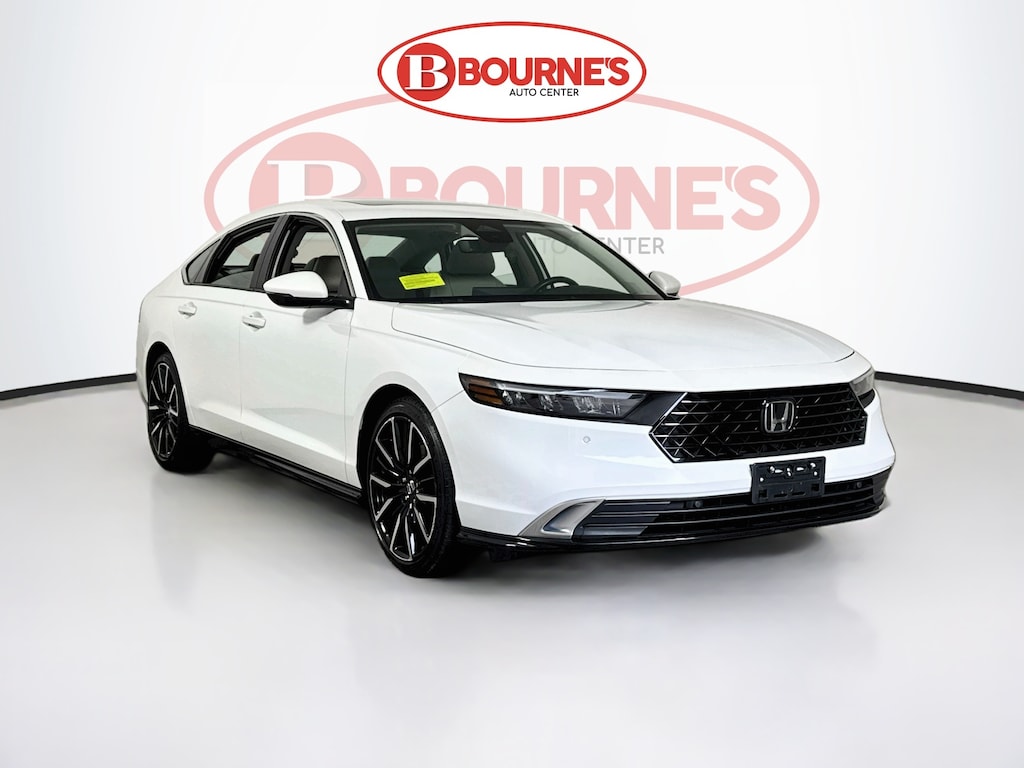 Used 2023 Honda Accord Hybrid Touring w/Navigation,Leather,Sunroof Sedan