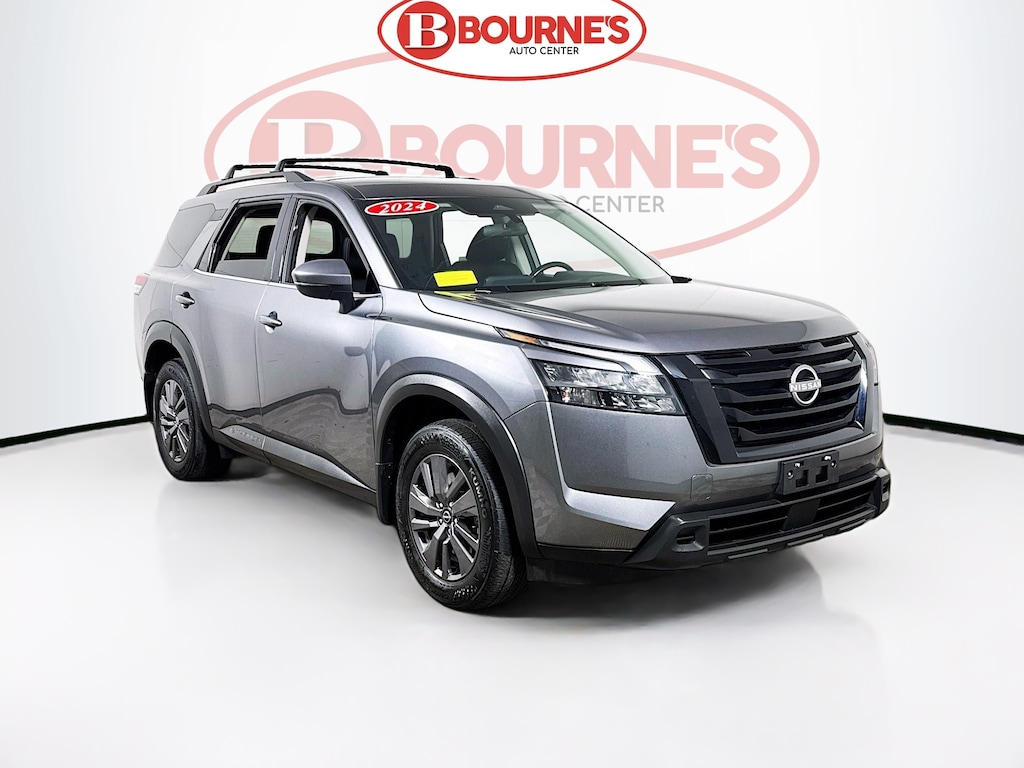 Used 2024 Nissan Pathfinder SV 4WD w/Heated Seats,Android & Apple Carplay SUV