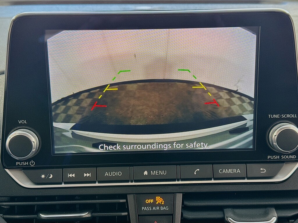 Used 2024 Nissan Altima 2.5 SV w/Android Auto & Apple Carplay Sedan