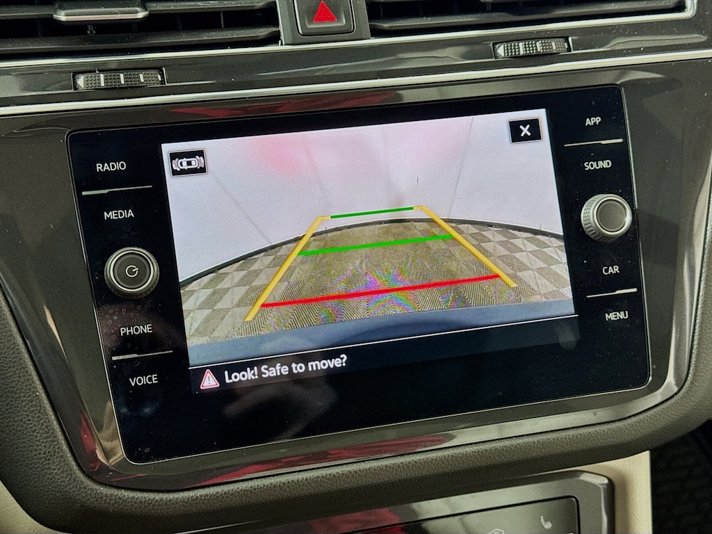 Used 2022 Volkswagen Tiguan SE 4MOTION w/Heated Leather,Pano Sunroof SUV