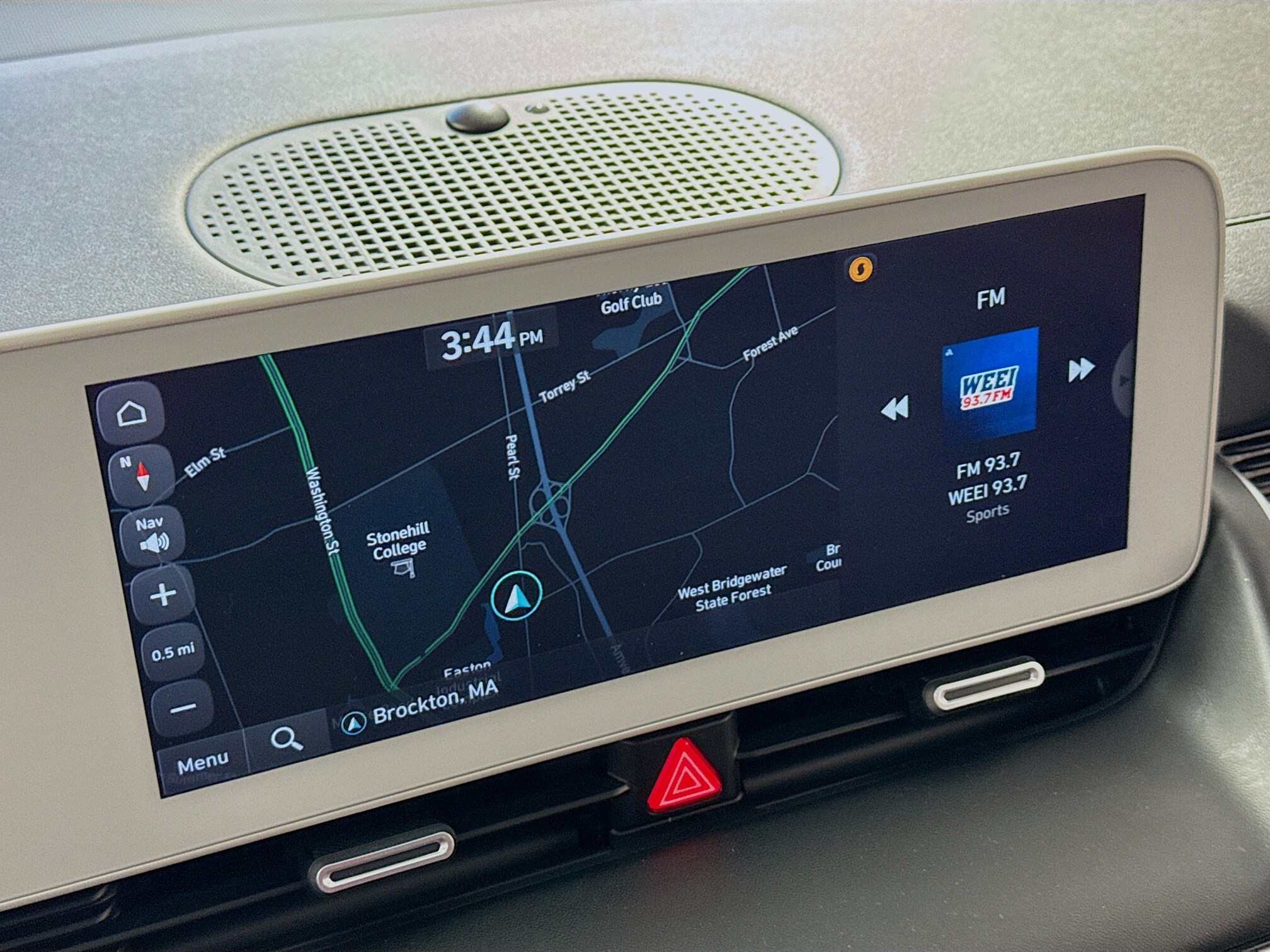 2023 Hyundai Ioniq 5 SE photo 2