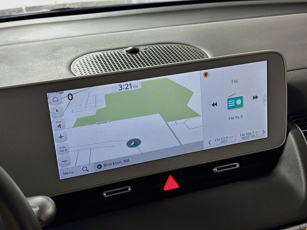 Used 2024 Hyundai Ioniq 5 SE AWD w/Navigation,Heated Seats SUV