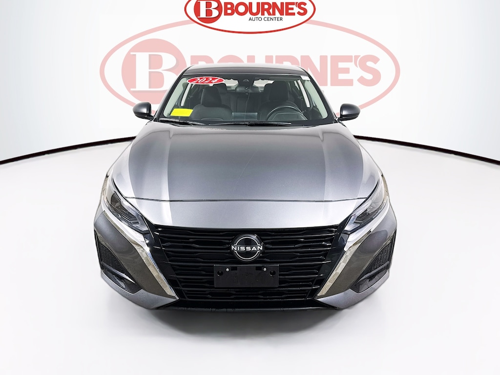 Used 2024 Nissan Altima 2.5 SV AWD w/Android Auto & Apple Carplay Sedan