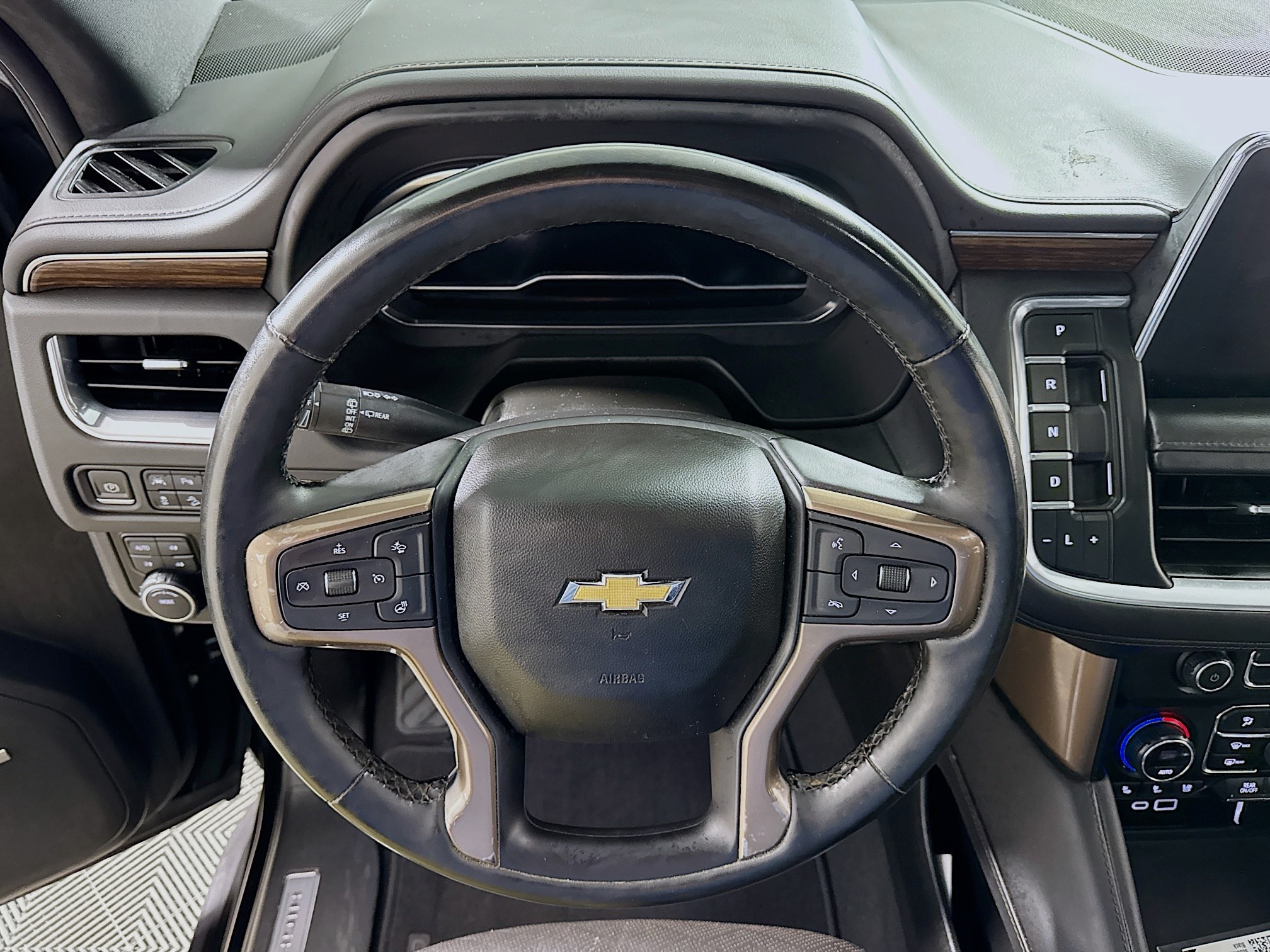 2023 Chevrolet Suburban High Country - Photo 17