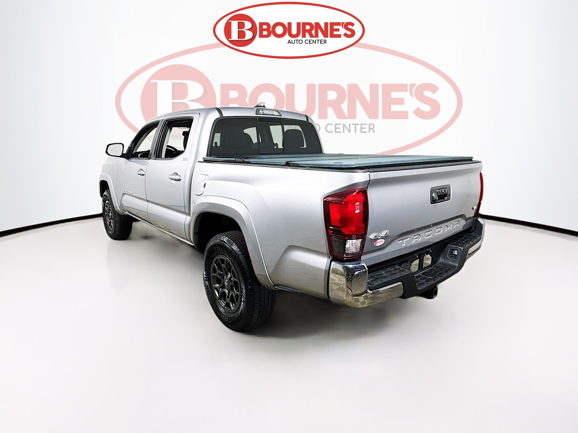 2018 Toyota Tacoma Double Cab SR5 V6 4x4 photo 4