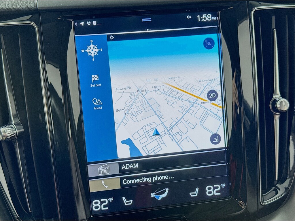 Used 2019 Volvo XC60 T6 Momentum AWD w/Navigation,Leather,Pano Sunoof SUV