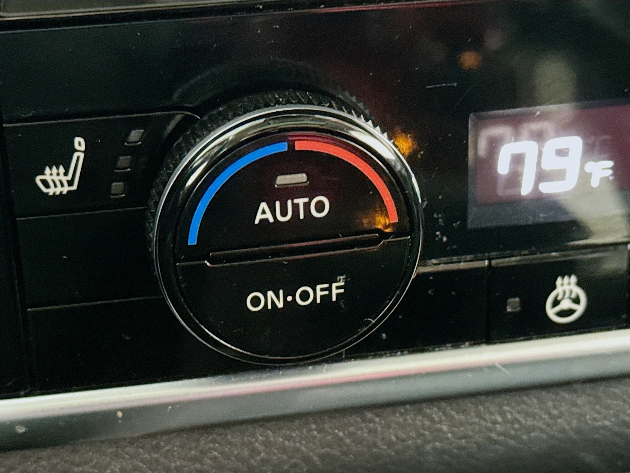 2023 Nissan Rogue SV AWD photo 4