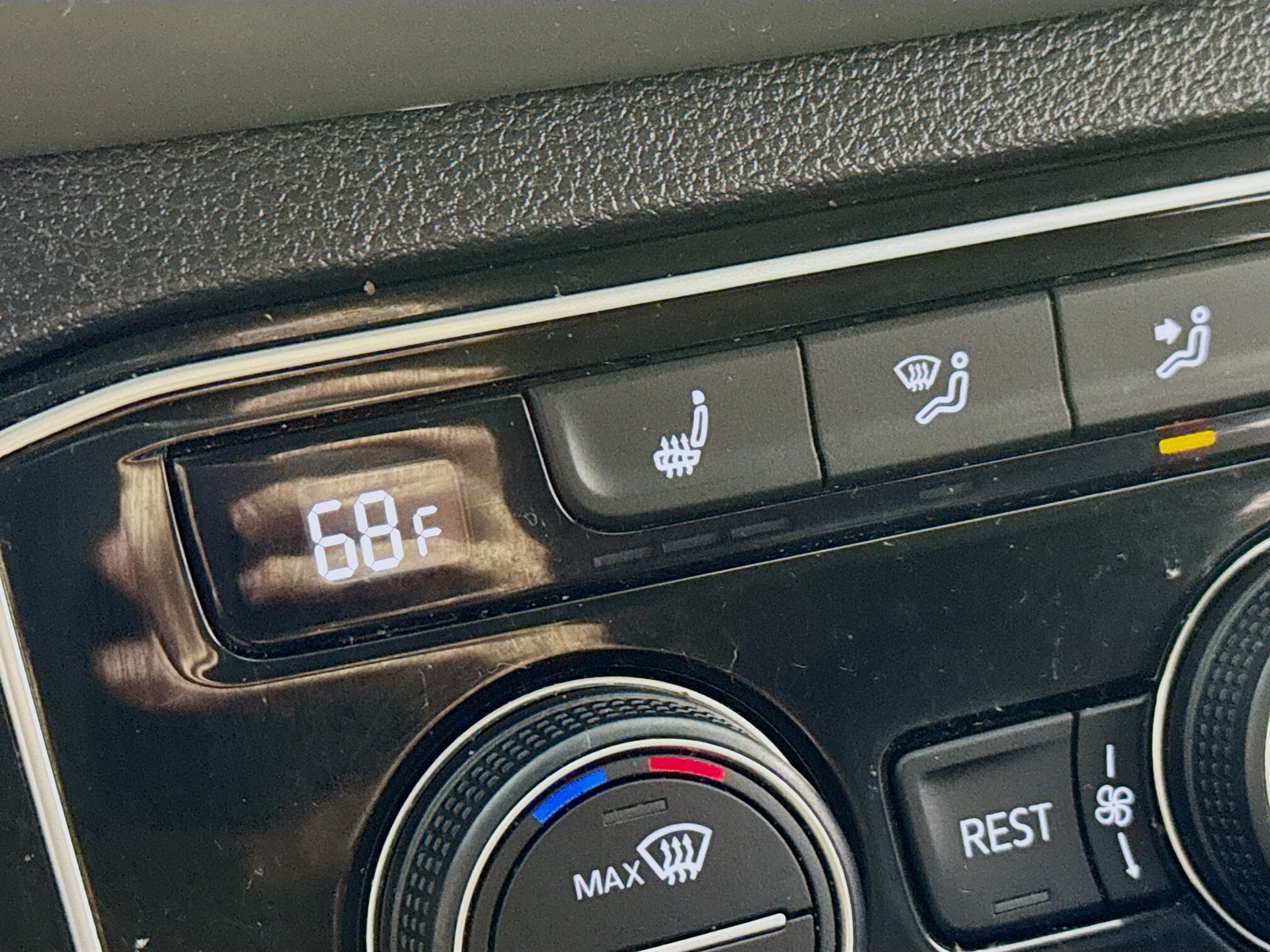 2022 Volkswagen Atlas V6 SE photo 2