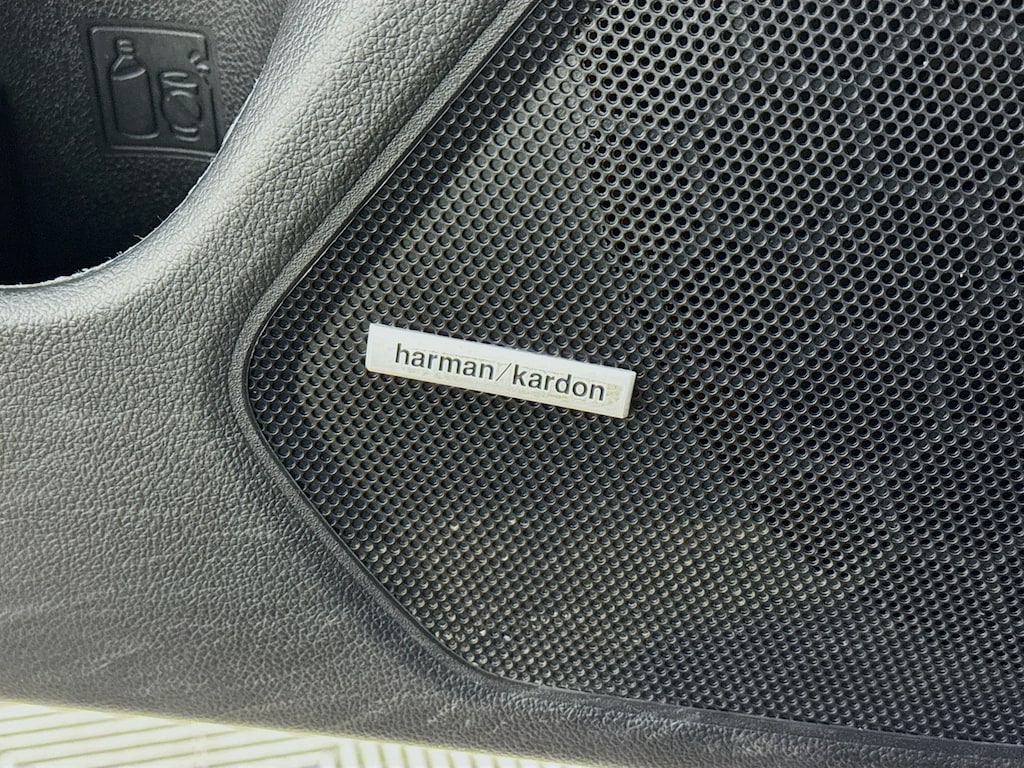 Used 2018 Subaru Outback 2.5i Limited AWD w/Navigation,Leather,Sunroof SUV