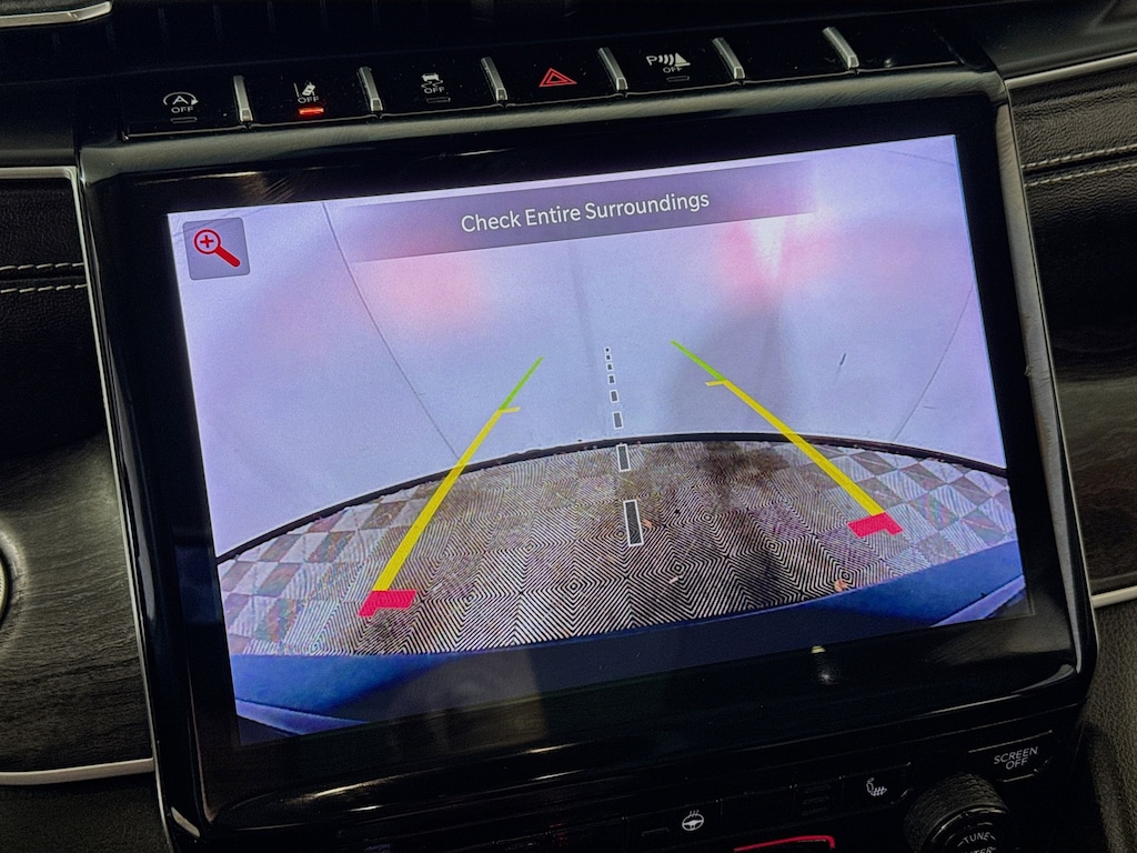 Used 2022 Jeep Grand Cherokee L Limited 4x4 w/Navigation,Leather, Pano Sunroof SUV