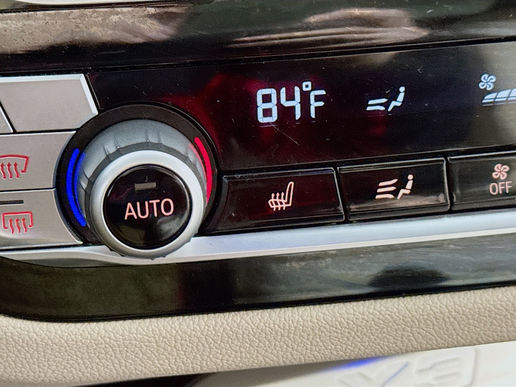 Used 2021 BMW X3 Premium xDrive30i w/Navigation,Leather,Pano Sunroof SUV