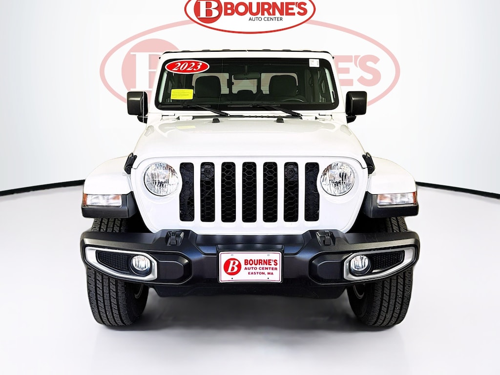 Used 2023 Jeep Gladiator Sport S 4x4 w/Popular Equipment Pkg Truck Crew Cab