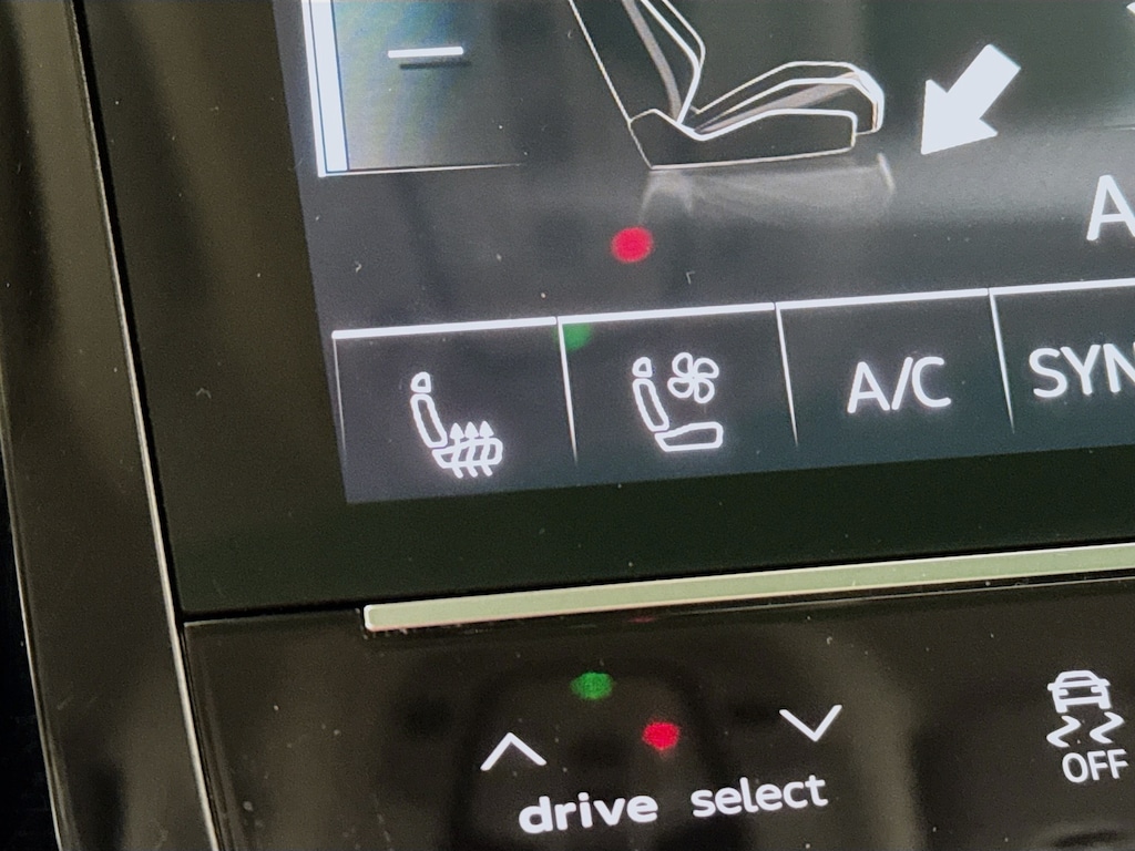 Used 2024 Audi Q8 e-tron Premium Plus quattro w/Navigation,Leather,Pano Roof,B&O Audio SUV