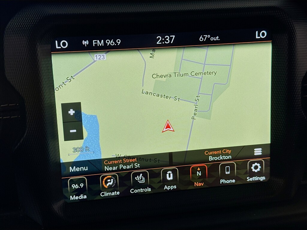 Used 2021 Jeep Gladiator Overland 4x4 w/Navigation,Heated Leather Truck Crew Cab