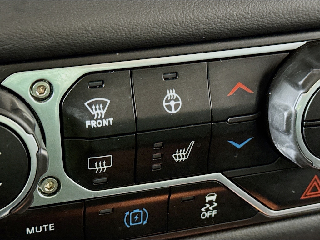 Used 2025 Jeep Wrangler 4xe Sahara 4x4 w/Heated Seats & Steering Wheel SUV