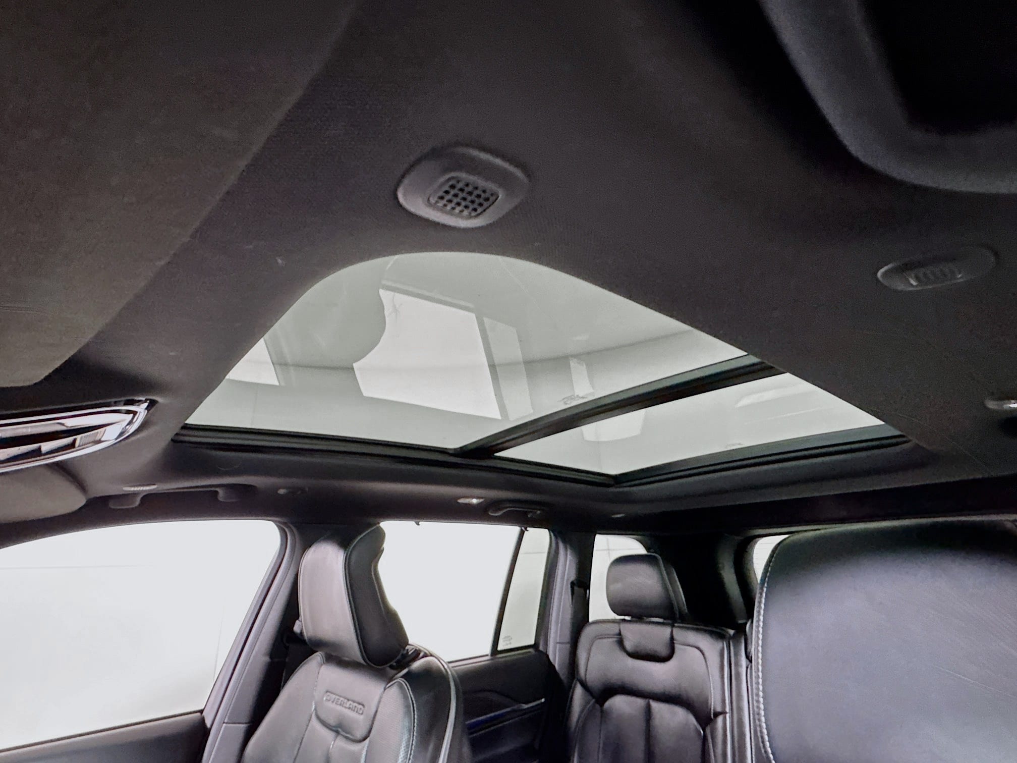 2022 Jeep Grand Cherokee Overland 4xe - Photo 6